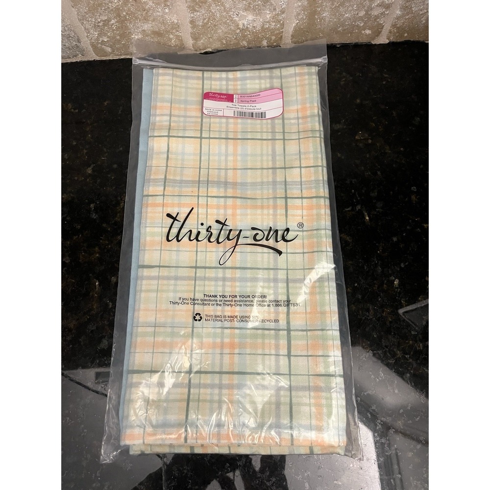 31 Thirty One‎ Gifts Set Tea Towel 2 pack Easter Spring Plaid NEW